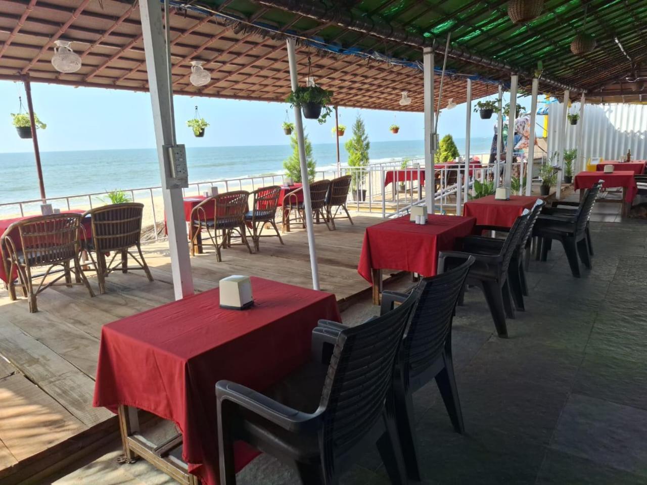 Happy Shack Beach And Wooden Huts Colva Extérieur photo